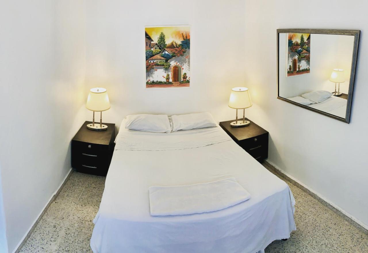 Palmira Hostel Tegucigalpa Bagian luar foto